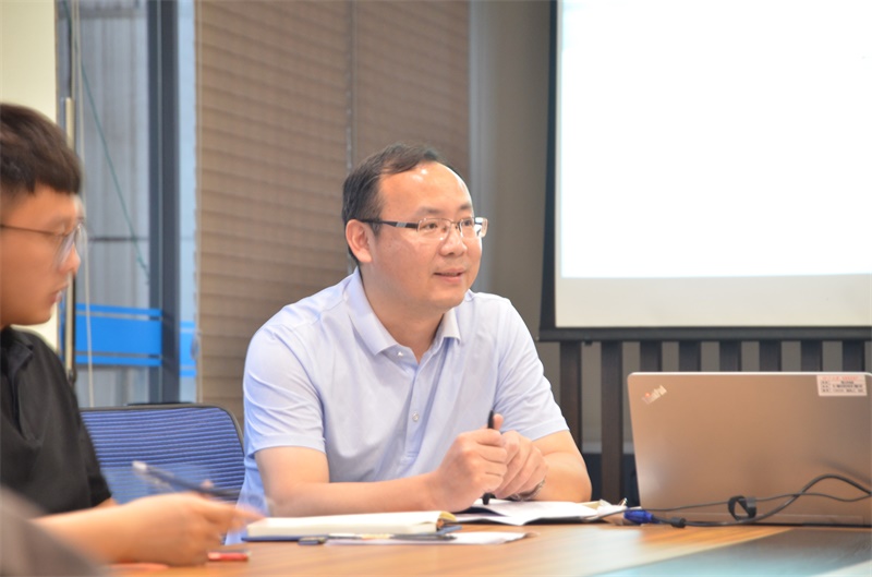 clip_image003.jpg clip_image003.jpg